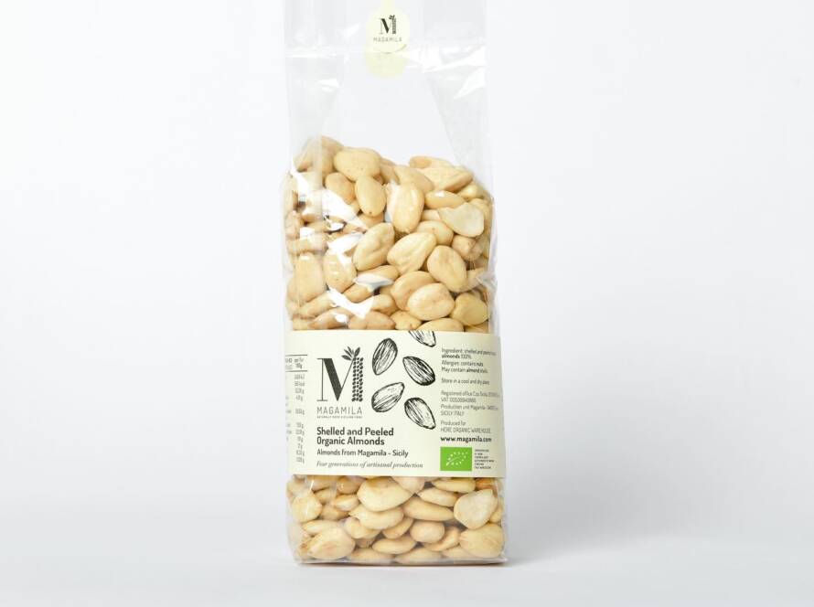 Peeled Organic Almonds
